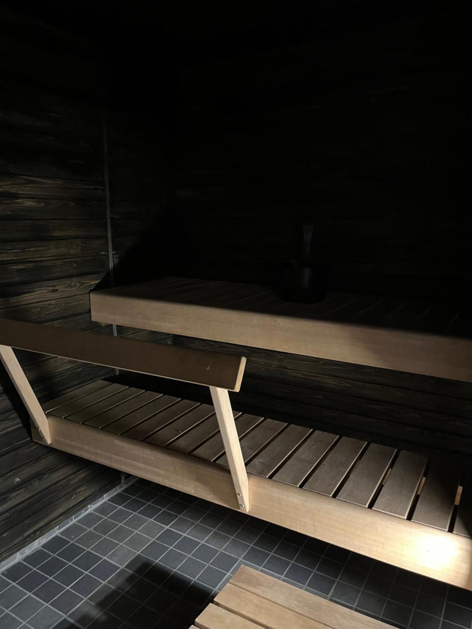Hotelli Keskipiste Karsamaki  Ngoại thất bức ảnh