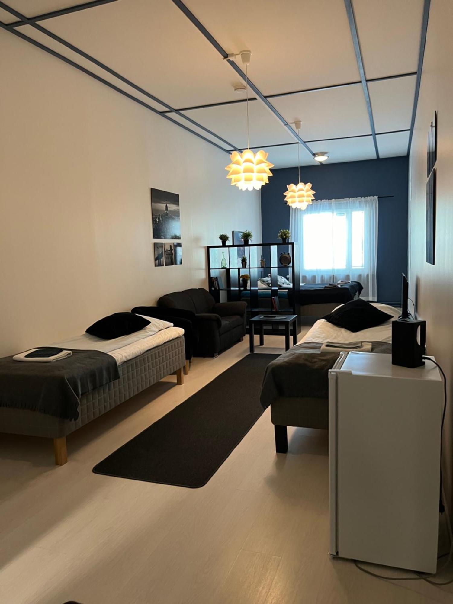 Hotelli Keskipiste Karsamaki  Ngoại thất bức ảnh