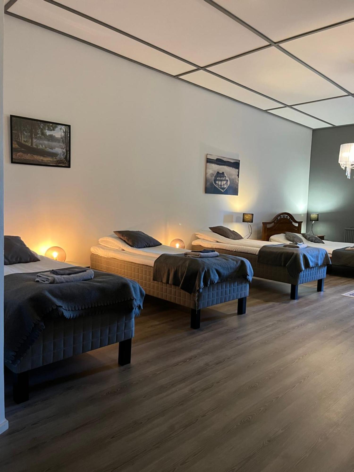 Hotelli Keskipiste Karsamaki  Ngoại thất bức ảnh